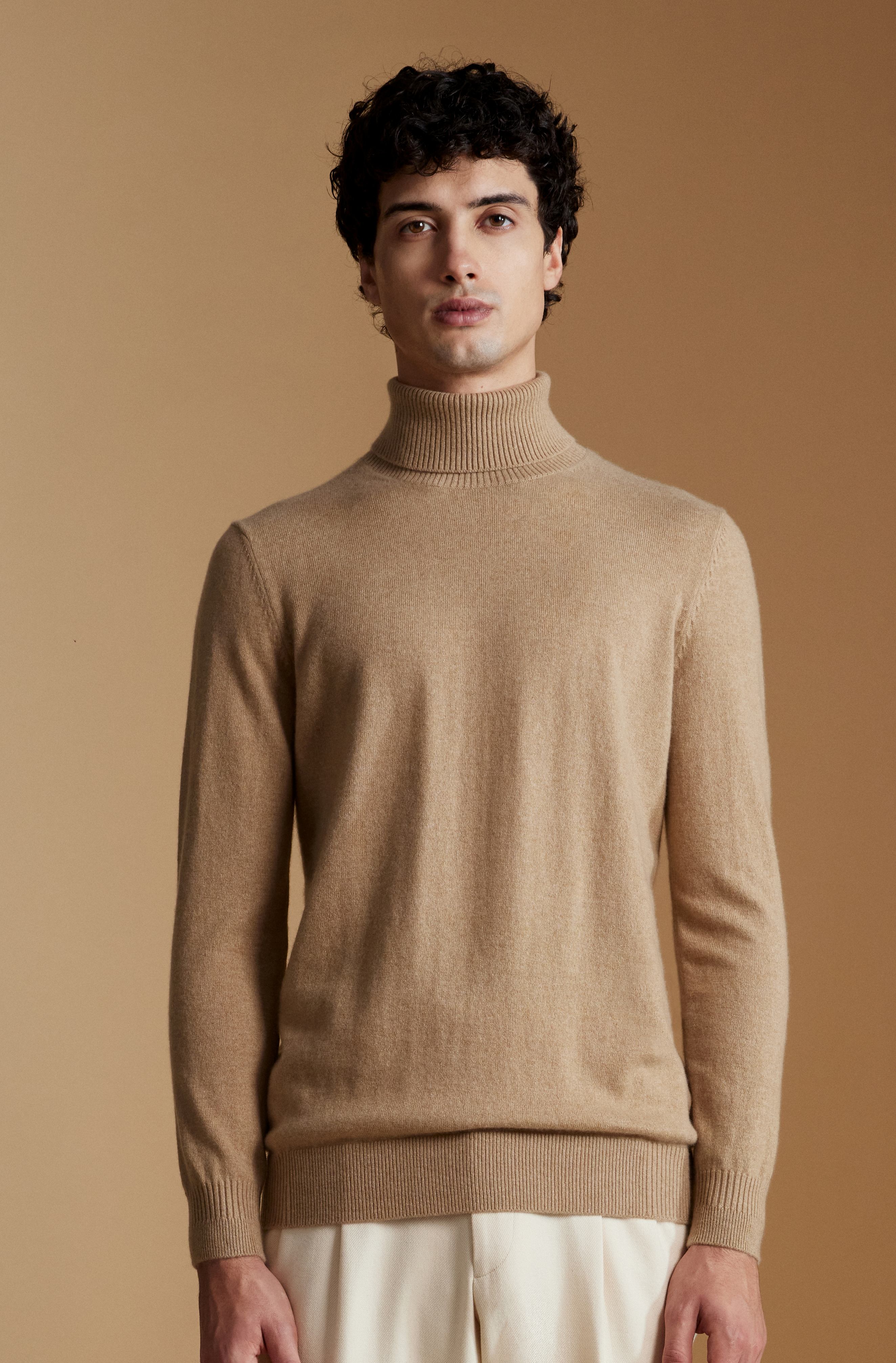 Isaac Ely Cashmere Classic Turtleneck in Beige